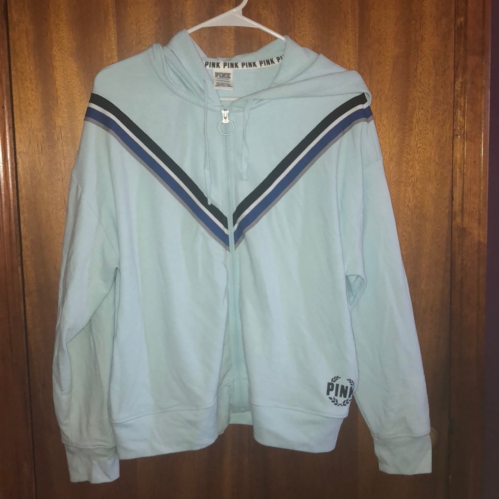 *BEING HELD* VS Pink zip up